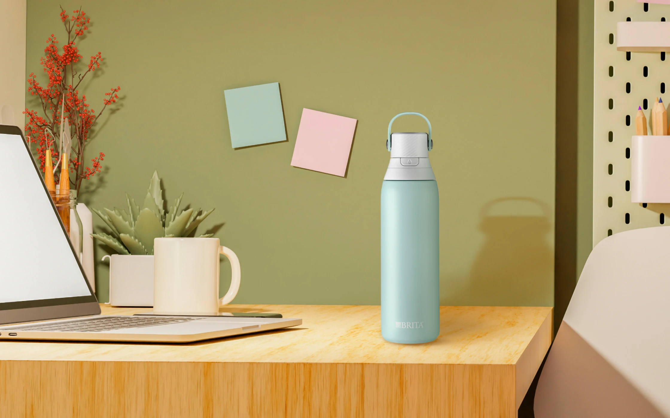 Brita Premium Filtering Water Bottle - Stainless Glacier, 20oz - Glacier - Image 3